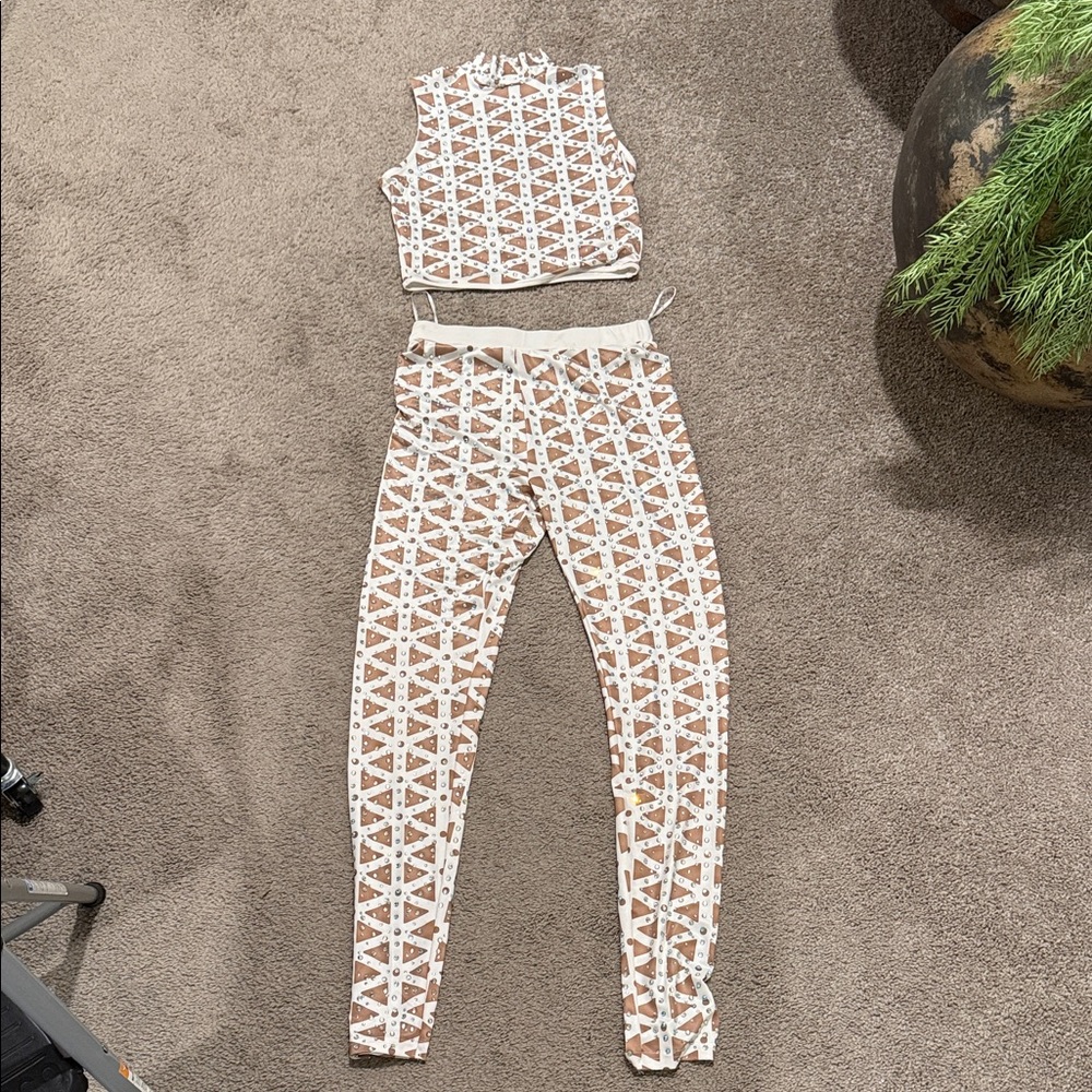 Crystal embellished 2 piece set